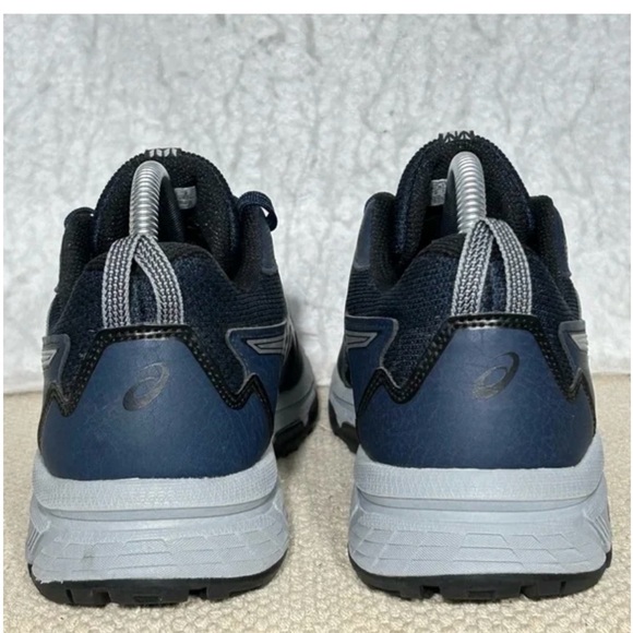 ASICS Men\'s Navy and White Athletic Shoes main image 4